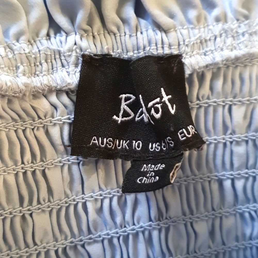 ♻️ 3 for $20 Bundle Bardot Size 10 Light Blue Stretch Crop Top - Picture 3 of 7